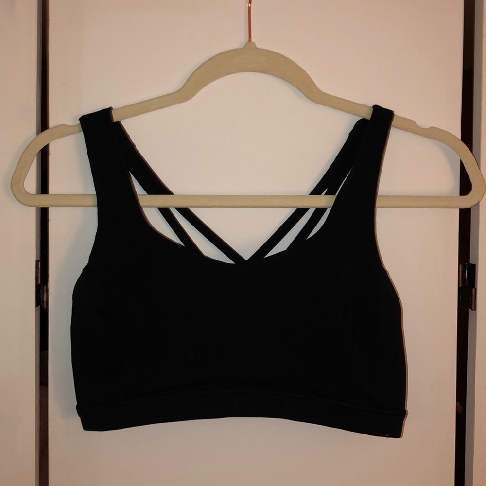 Black Lululemon Sports Bra